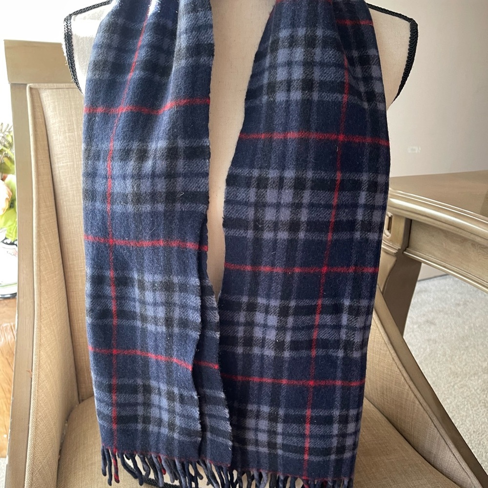 Authentic Burberrys vintage nova check blue wool scarf (F309) - Picture 7 of 7